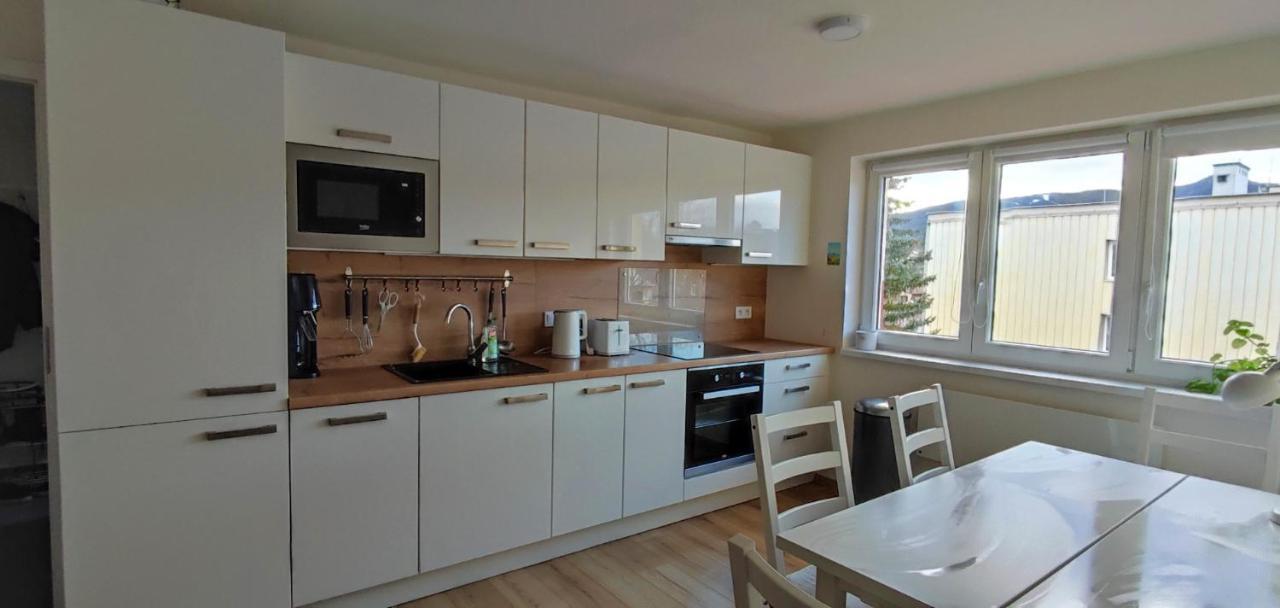 Apartman Pod Jestedem Apartment Liberec Bagian luar foto