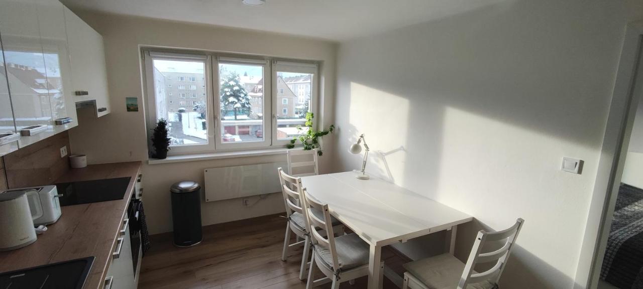 Apartman Pod Jestedem Apartment Liberec Bagian luar foto